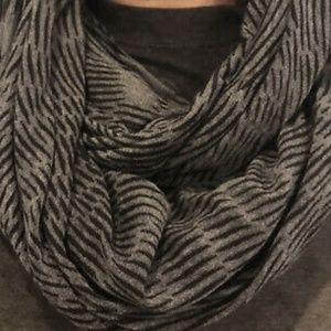 Nike Infinity Scarf Dri-Fit